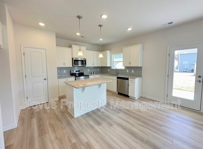 Building Photo - 206 Asher Dr