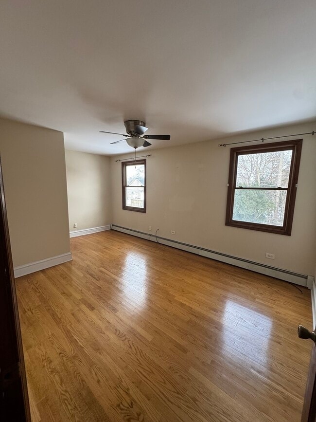 Building Photo - 21 Glenwood St