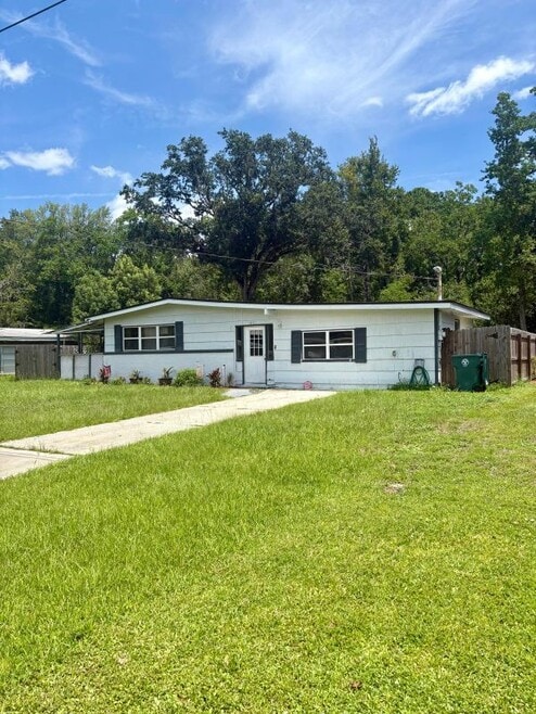 Building Photo - 1951 Rayben Dr