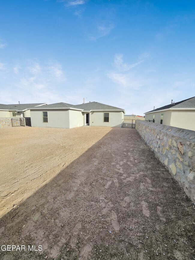 Building Photo - 14384 Star Cactus Ave