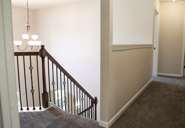 Building Photo - 1266 Coachman Way