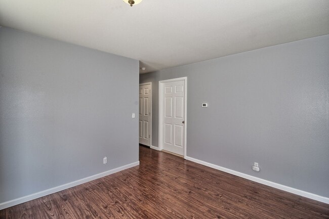 Building Photo - Lovely 3 bedroom, 2 bath home for rent in ...
