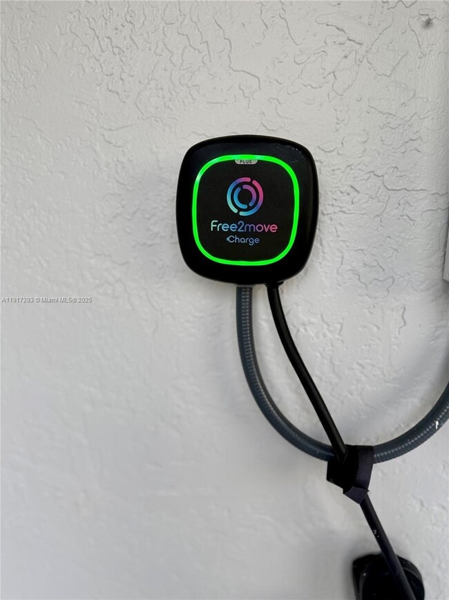 Building Photo - 14202 SW 111th Ln