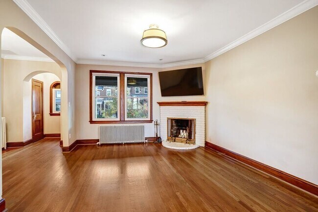 Building Photo - 5012 3rd St NW