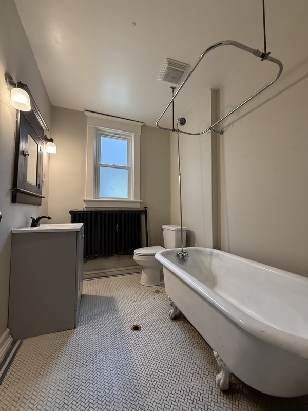 Building Photo - 34 Besch Ave