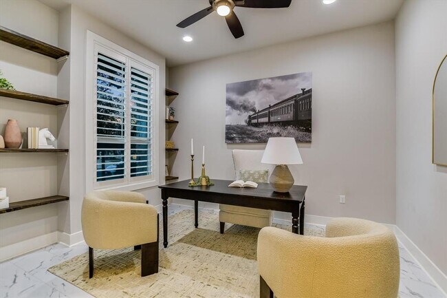 Building Photo - 12812 Padua Dr