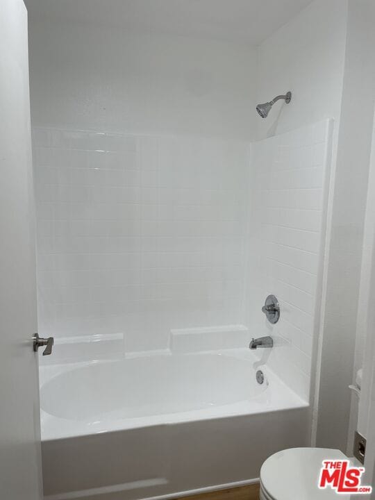 Building Photo - 121 Cancion Way