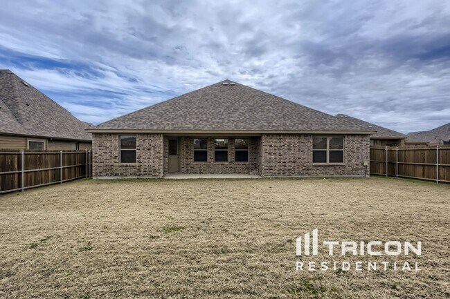 Building Photo - 172 Landsdale Cir
