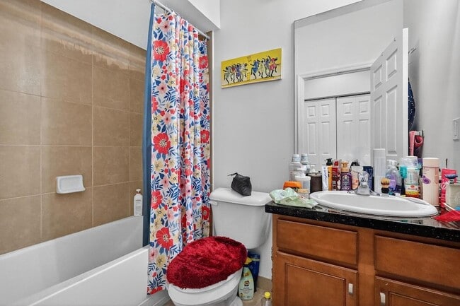 Building Photo - 2705 SW 119th Way