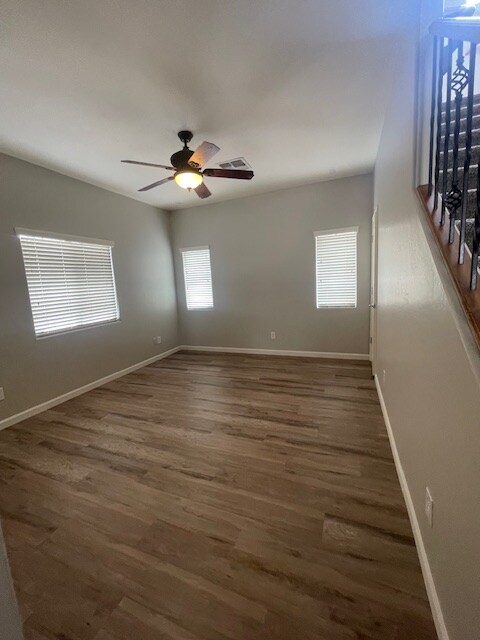 Building Photo - 10325 W Sands Dr