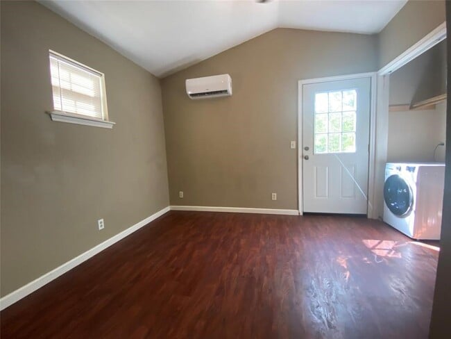 Building Photo - 2300 FM 980