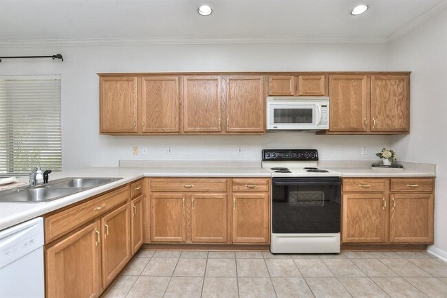 Building Photo - 508 Texas Dr