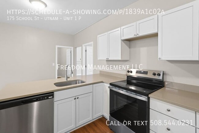 Building Photo - 175 School St