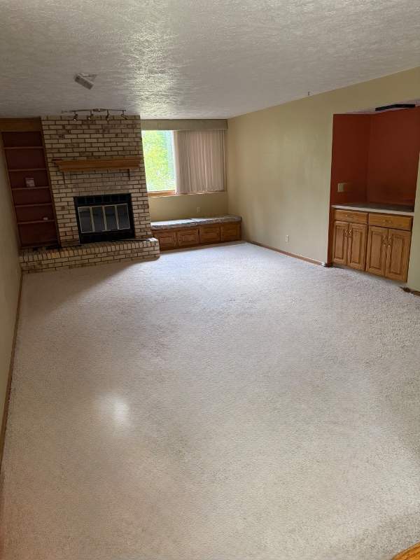 Building Photo - 1607 Chaput Dr