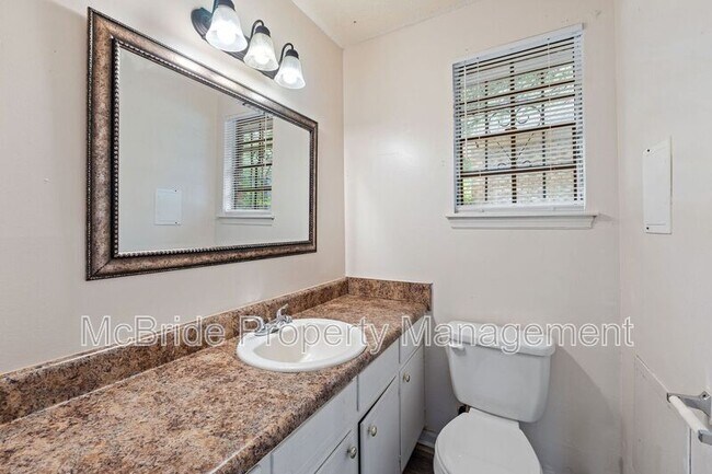 Building Photo - 3506 Gardenbrook Dr