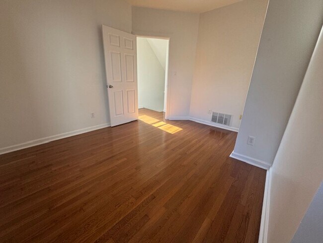 Building Photo - Available August 1, 2025; Lease will end J...