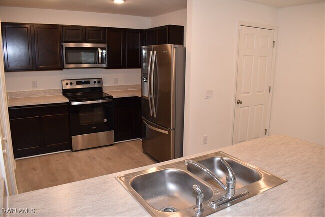 Building Photo - 8388 Delong Ave