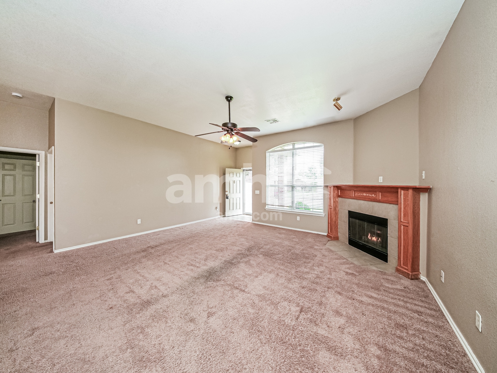 Building Photo - 316 SW 40th St