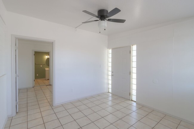 Building Photo - 3 Bedroom with Bonus Room and with Large Y...