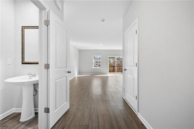 Building Photo - 4646 Waxwing St