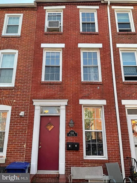 Primary Photo - 1132 Battery Ave