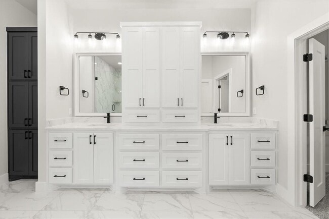 Building Photo - 7213 NW 154th St