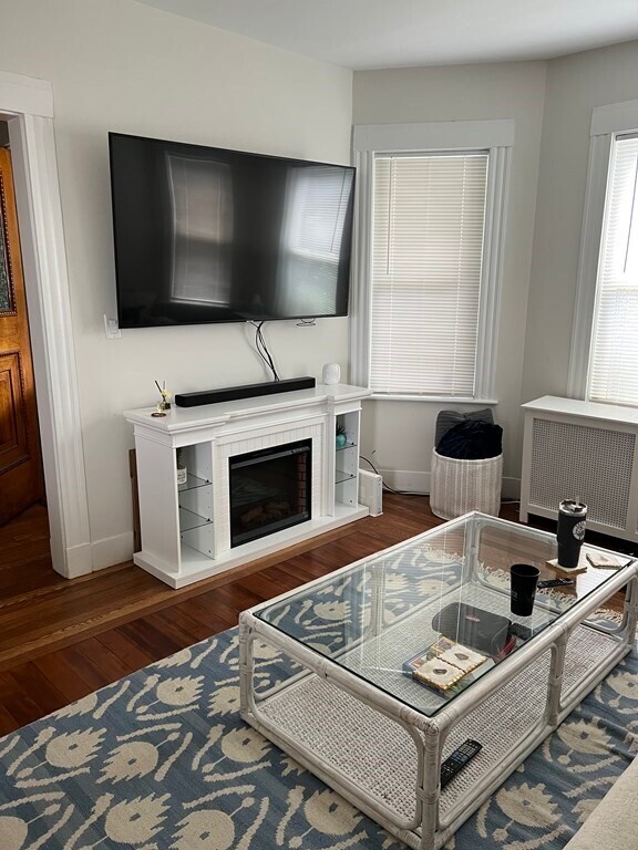 Building Photo - 97 Court Rd