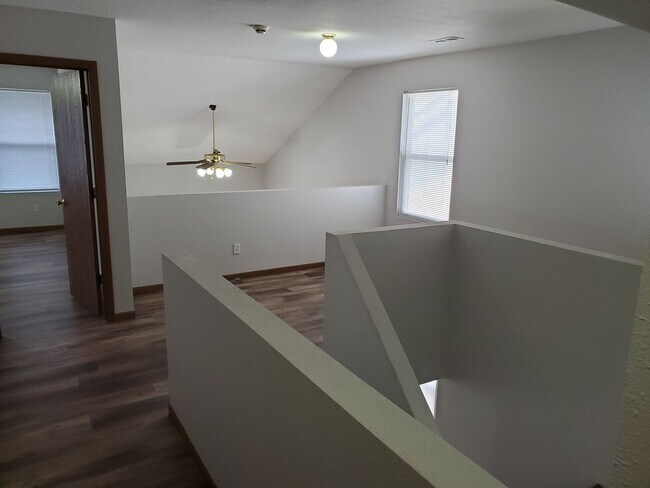Building Photo - Beautiful home near Lake Sherwood. Washbur...