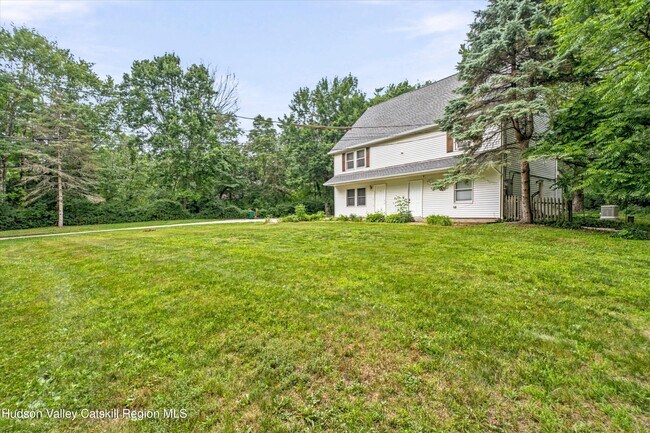 Building Photo - 133 N Smith Rd
