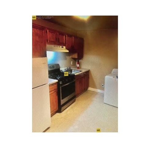 Building Photo - 105 Hammond St