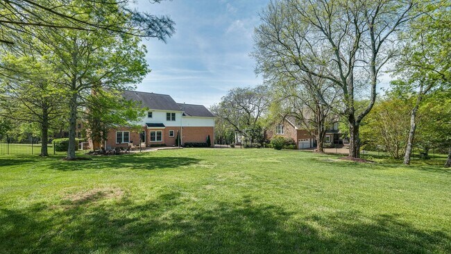 Building Photo - Modern Remodeled 4 Bedroom Rental Home in Brentwood