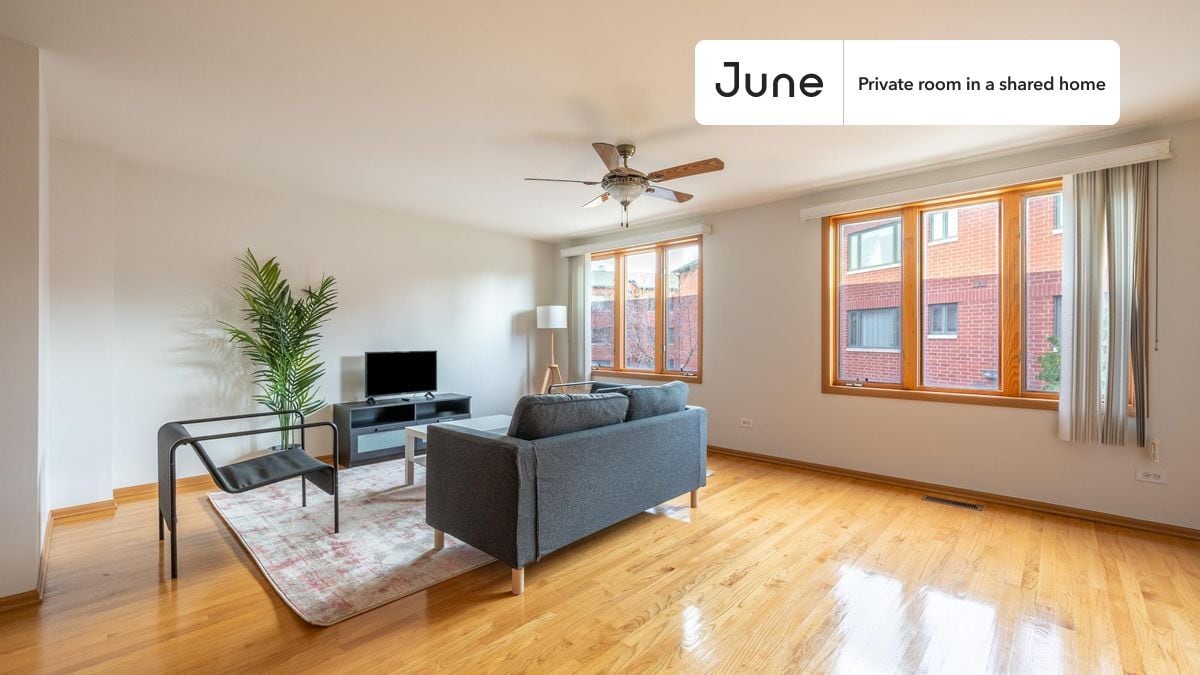 Building Photo - Room in Shared 4 bed/2.5 bath home in Chinatown