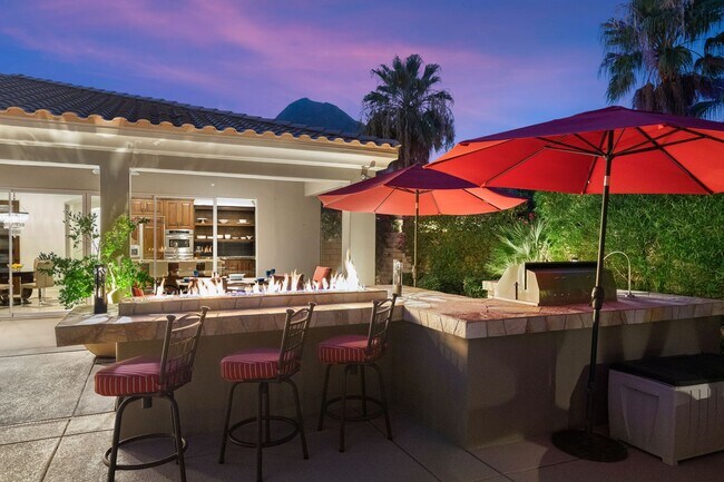 Building Photo - Villa Marbella Getaway w/ Pool & Spa