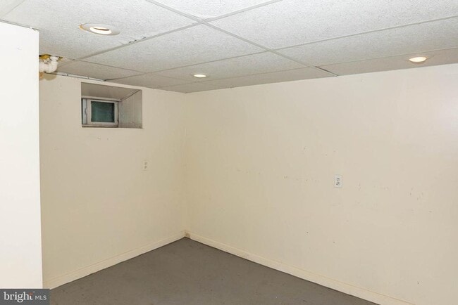 Building Photo - 2842 Cantrell St