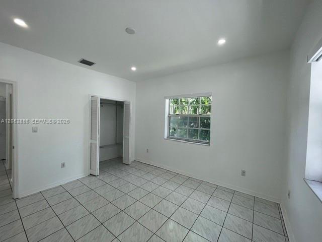Building Photo - 502 Madeira Ave
