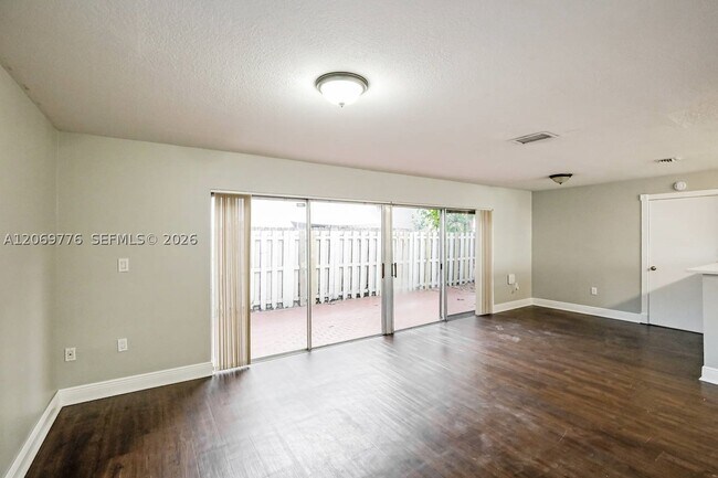 Building Photo - 14736 SW 92nd St