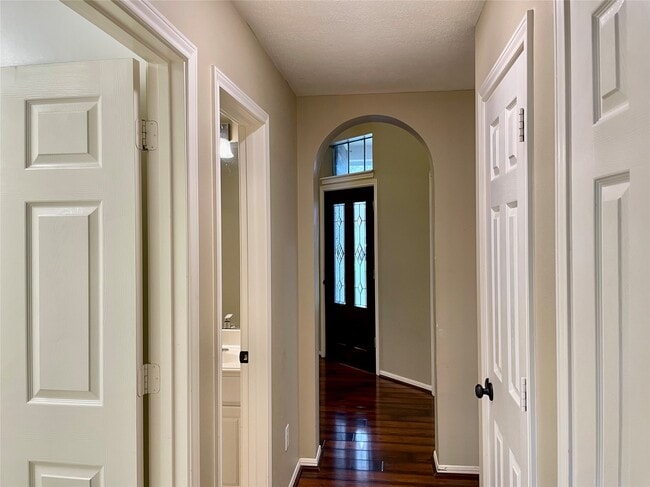 Building Photo - 1602 Lawick Cir