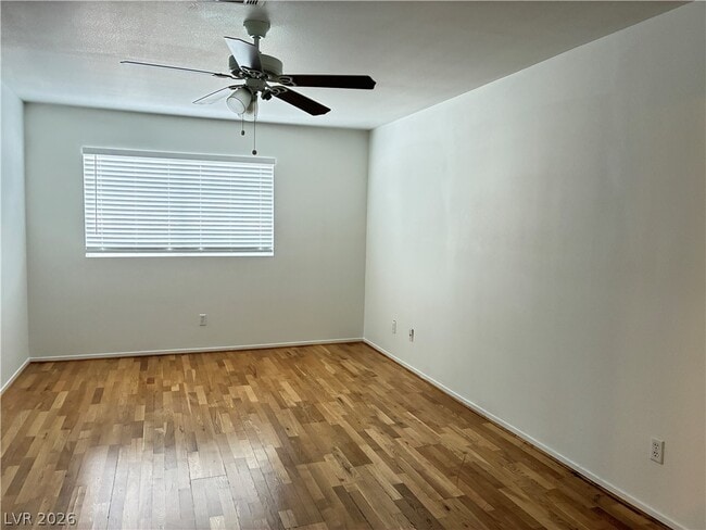 Building Photo - 5028 Starfinder Ave