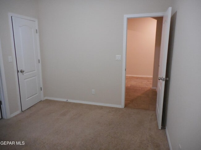 Building Photo - 7316 Glacier Dr