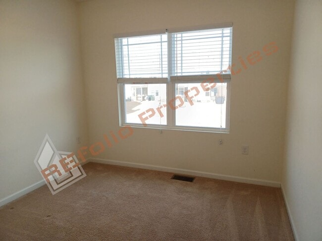 Building Photo - 1056 Historic Cir