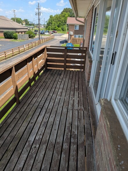 Building Photo - 487 Catalina Dr