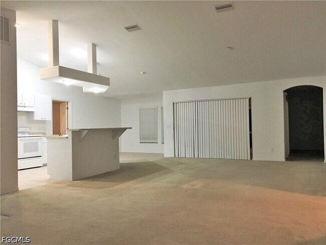 Building Photo - 2221 SW 8th Pl
