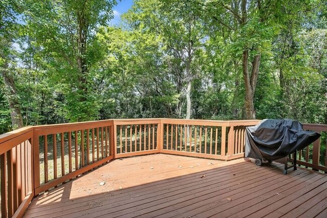 Building Photo - 6602 Squireman Ct