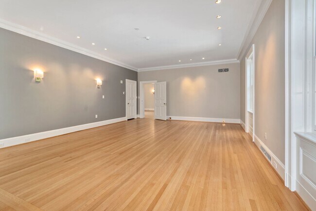 Building Photo - 3003 Massachusetts Ave NW