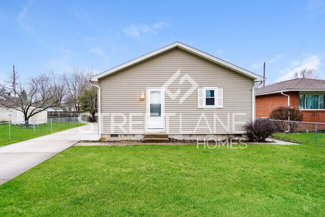 Building Photo - Charming 3 Bedroom in Whitehall!