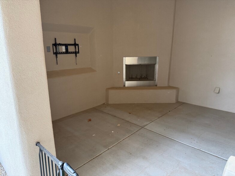 Building Photo - 3066 Don Buck Dr