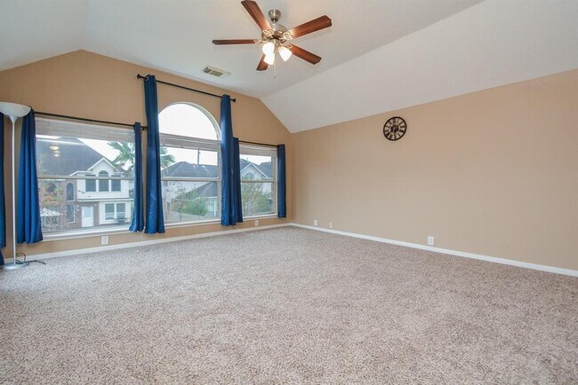 Building Photo - 1410 Hidden Terrace Dr
