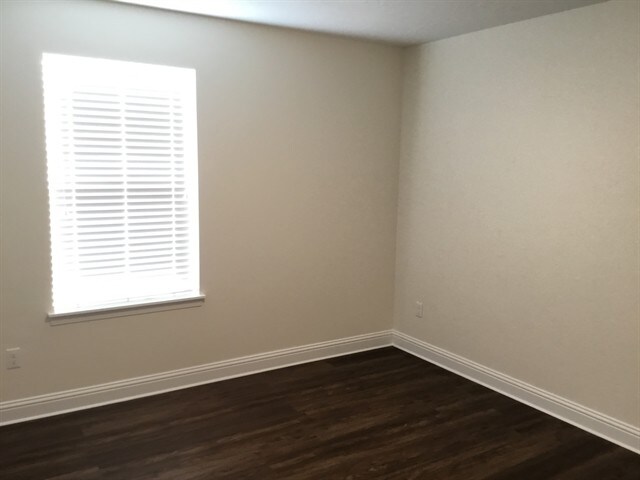 Building Photo - 61 S Lancaster Drive