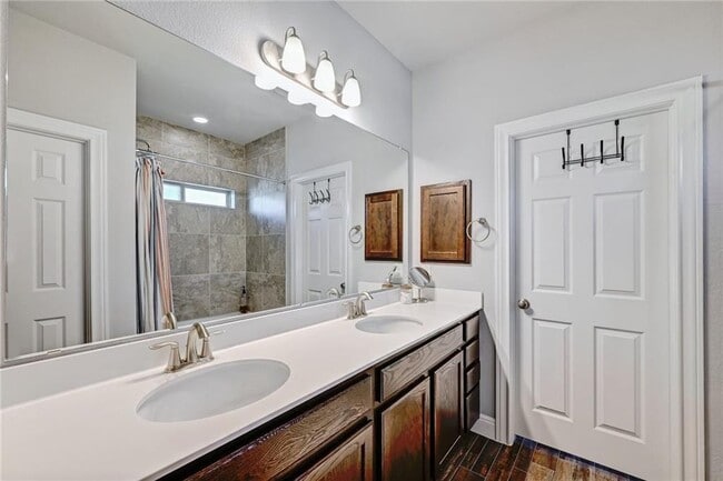 Building Photo - 12813 Leatherback Ln