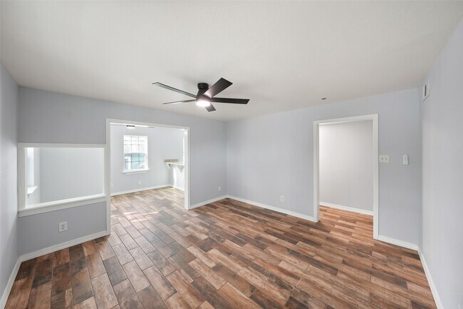 Building Photo - 2222 44th St